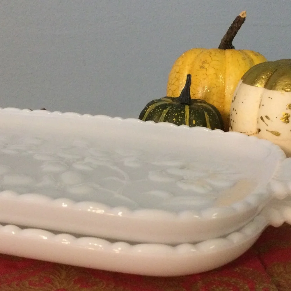 2 Vintage Milk Glass Hazel Atlas Milkglass Snack Plates - Picture 1 of 10